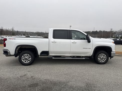 Certified 2025 Chevrolet Silverado 2500 LT w/ Convenience Package image 10