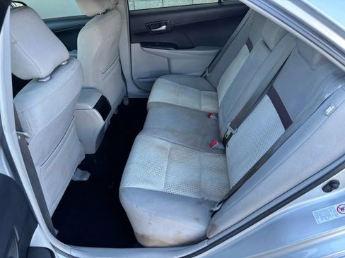 Used 2014 Toyota Camry LE image 13