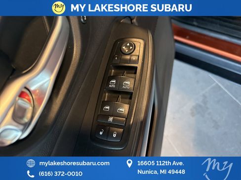 Used 2015 Jeep Cherokee Trailhawk w/ Comfort/Convenience Group image 13