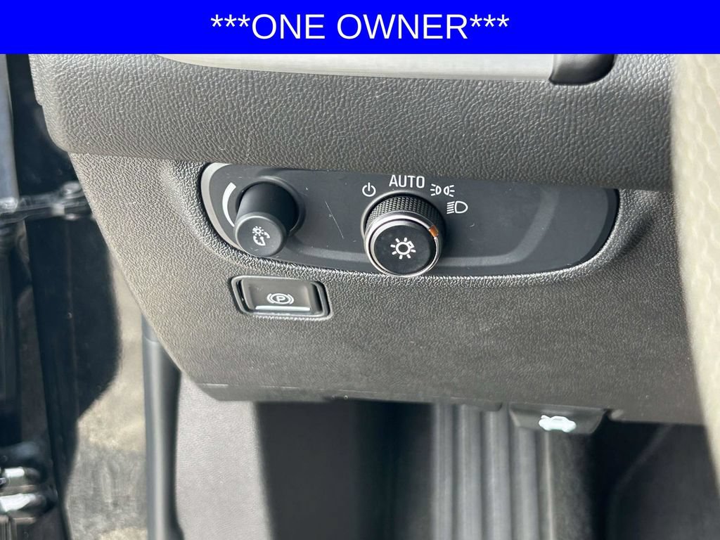 Used 2024 GMC Terrain SLE AWD/4WD image 24