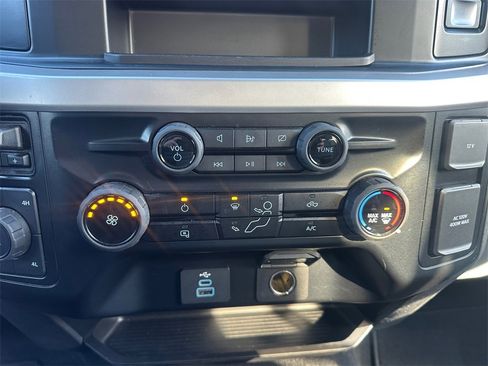 Used 2024 Ford F250 XLT image 23