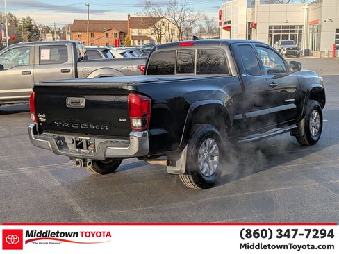 Used 2019 Toyota Tacoma SR5 image 3