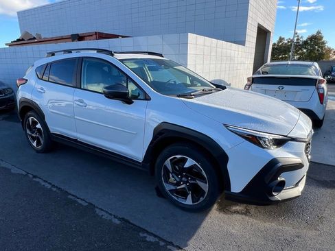 Used 2025 Subaru Crosstrek 2.5i Limited w/ Popular Package #4A image 10