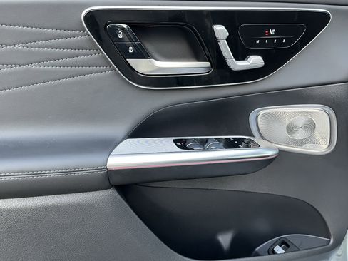 New 2025 Mercedes-Benz GLC 63 AMG S image 13