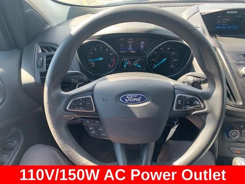 Used 2017 Ford Escape SE w/ SE Cold Weather Package AWD/4WD image 13
