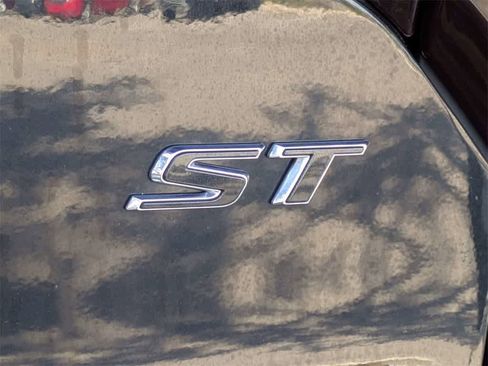 Used 2022 Buick Encore GX Select w/ Sport Touring Package image 14