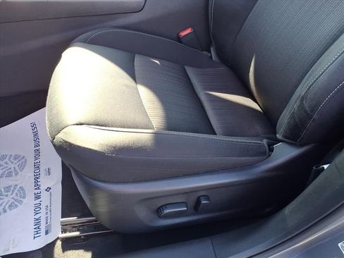 Used 2024 Nissan Altima 2.5 SV image 11