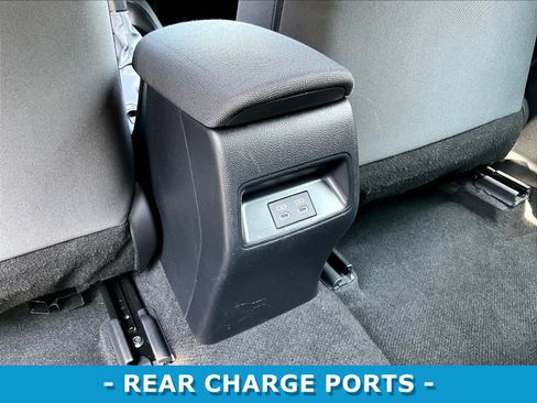 Used 2024 Toyota Corolla LE FWD image 10