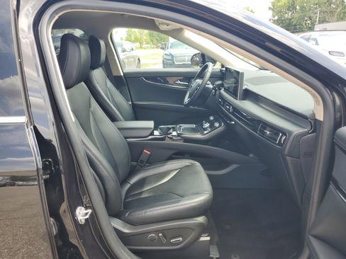 Certified 2023 Lincoln Nautilus AWD w/ Premium Package image 9