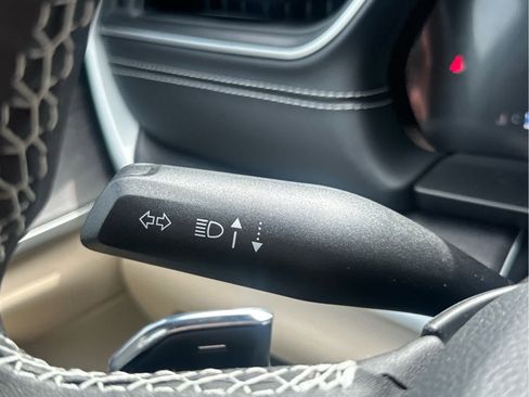 New 2025 Jeep Grand Cherokee Limited w/ Luxury Tech Group II image 38