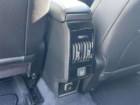 New 2026 Jeep Compass Latitude image 30