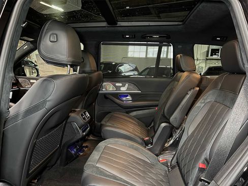 New 2026 Mercedes-Benz GLS 63 AMG 4MATIC image 22