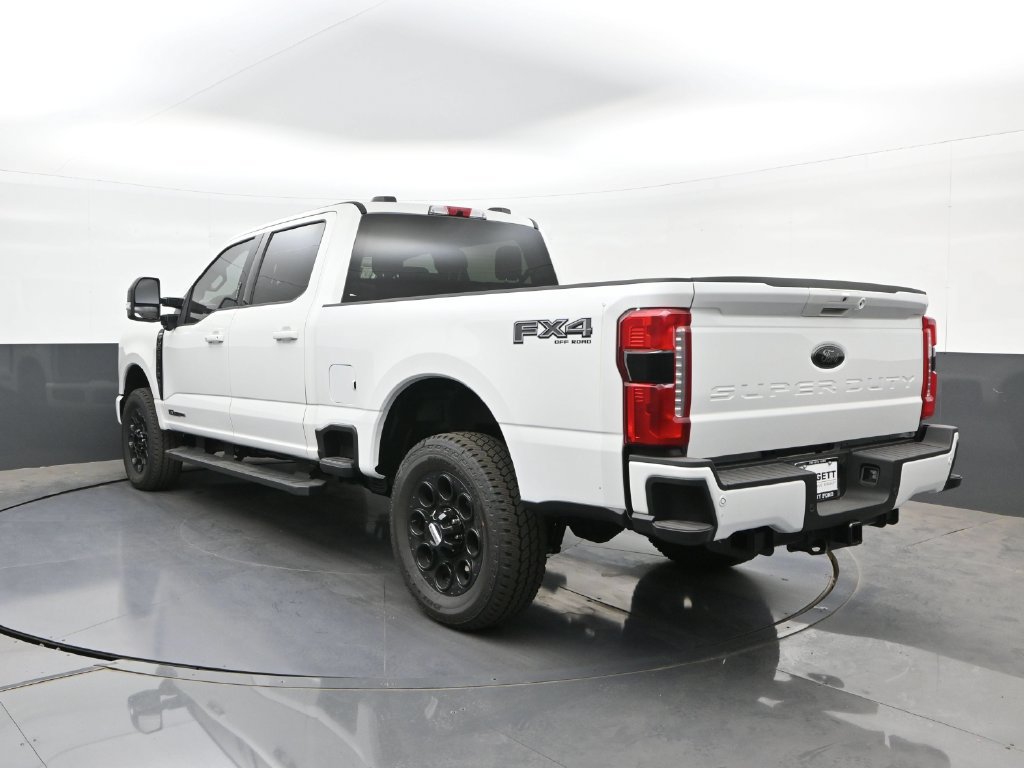 New 2026 Ford F250 Lariat w/ Black Appearance Package AWD/4WD image 5