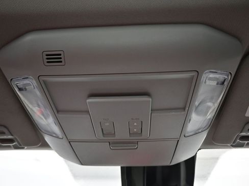 Used 2018 Toyota Tundra Limited image 26