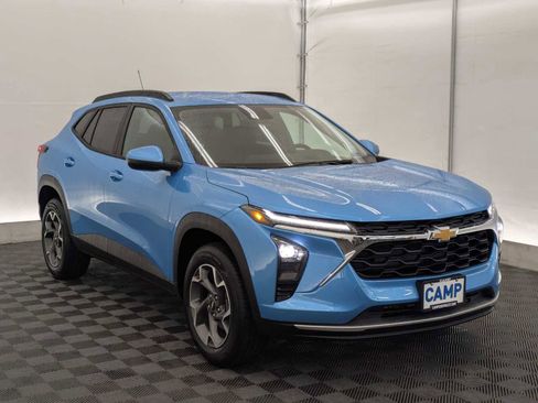New 2026 Chevrolet Trax LT image 8