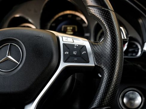 Used 2013 Mercedes-Benz E 550 4MATIC Sedan image 21