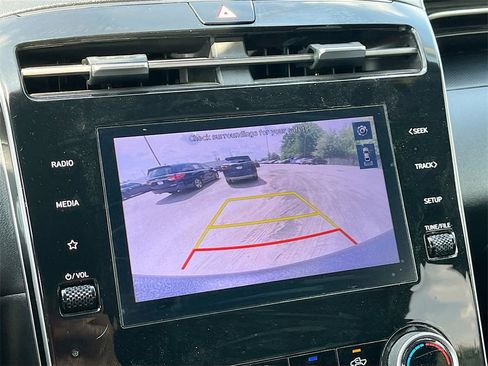 Used 2022 Hyundai Santa Cruz SEL w/ Activity Package image 13