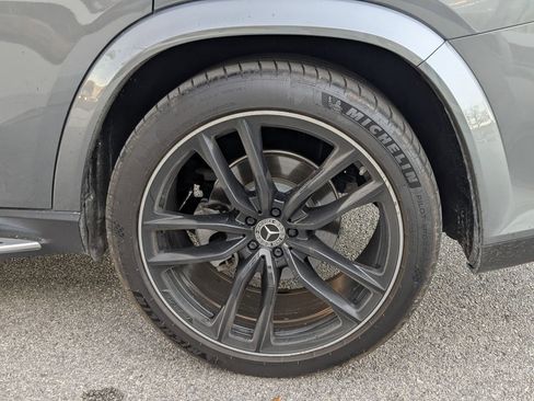 Used 2024 Mercedes-Benz GLS 450 4MATIC image 24