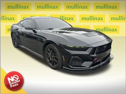 Used 2025 Ford Mustang GT Premium image 1