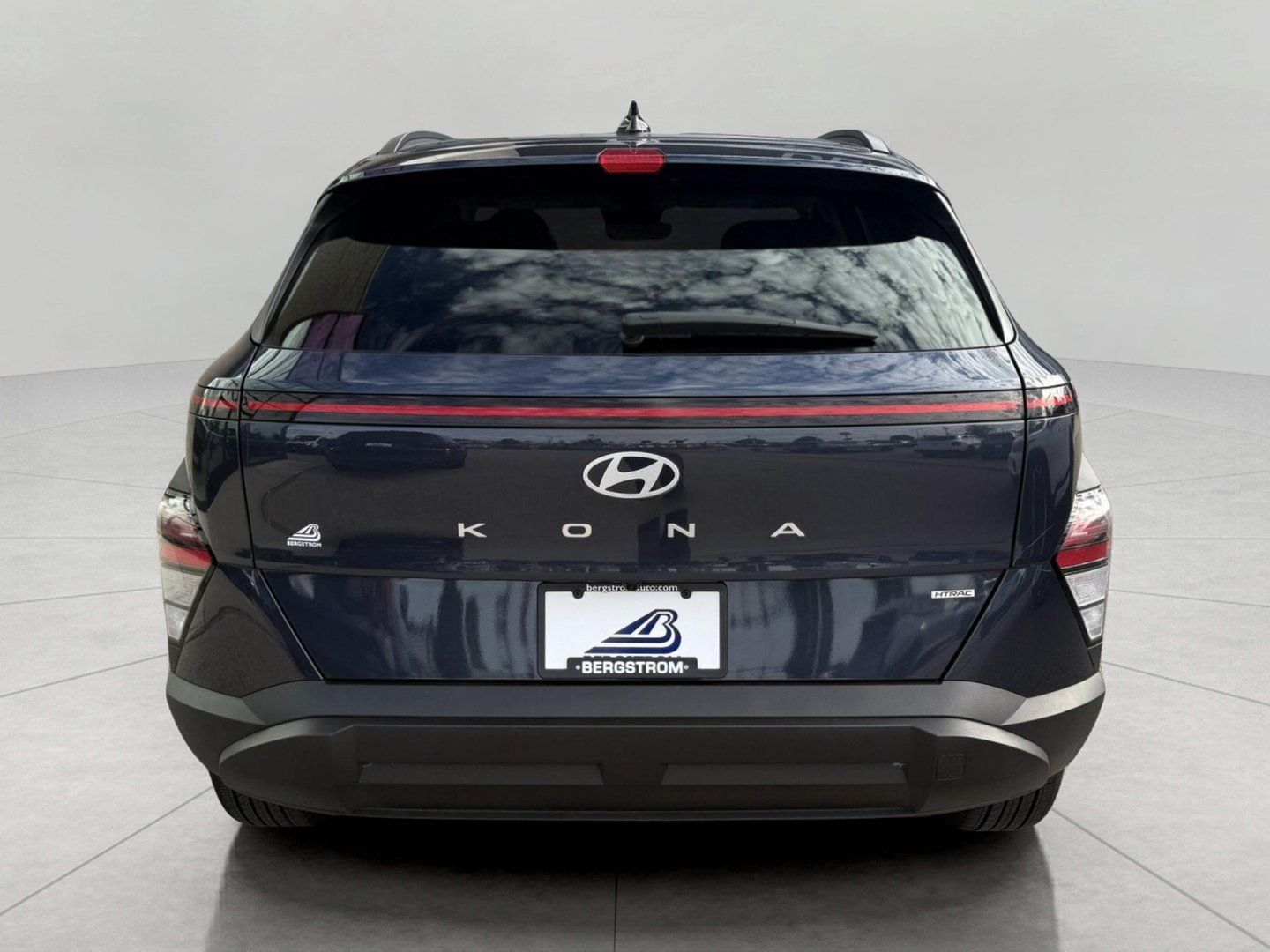 Used 2025 Hyundai Kona SEL AWD/4WD image 11
