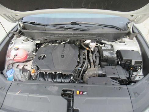 Used 2023 Hyundai Tucson SE image 11