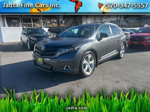 Used 2013 Toyota Venza LE AWD/4WD image 1