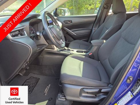 Used 2023 Toyota Corolla Cross LE FWD image 25