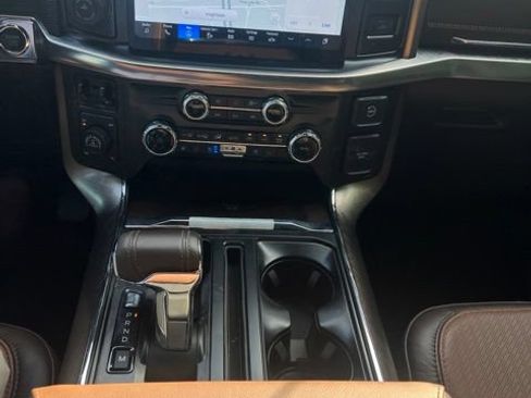 Used 2025 Ford F150 King Ranch AWD/4WD image 12