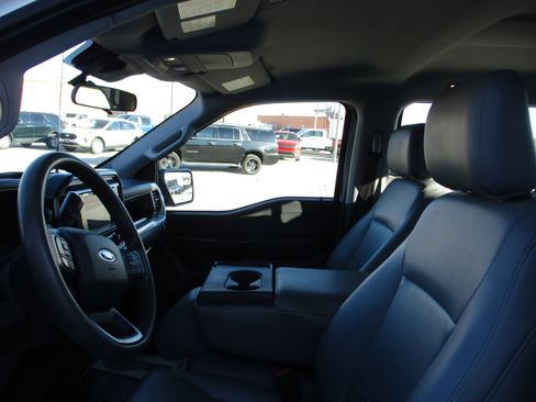 Used 2023 Ford F150 XL w/ Trailer Tow Package image 12