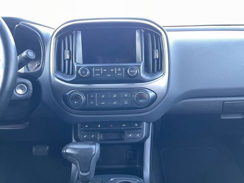 Used 2016 Chevrolet Colorado Z71 image 17