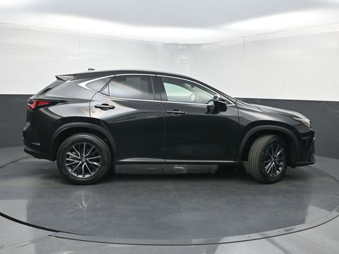 Used 2024 Lexus NX 250 FWD w/ Towing Package (2000 Lbs) image 41
