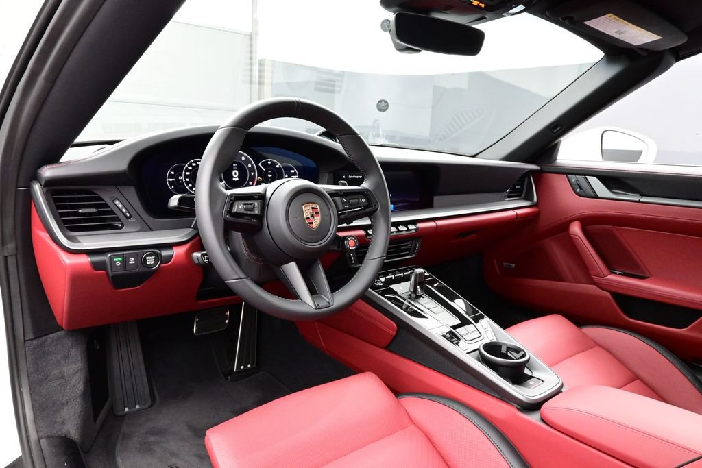 Certified 2026 Porsche 911 Carrera RWD image 4