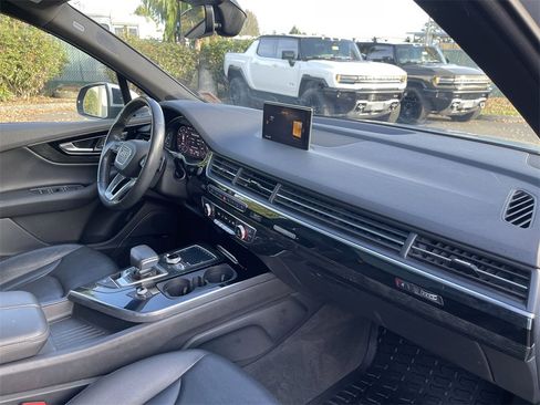 Used 2019 Audi Q7 3.0T Premium Plus w/ Premium Plus Package image 30