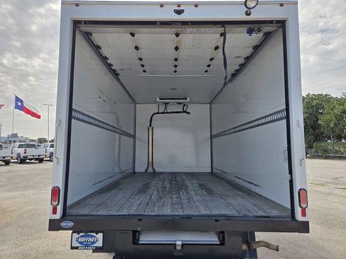 Used 2024 Chevrolet Express 3500 w/ Power Convenience Package RWD image 30