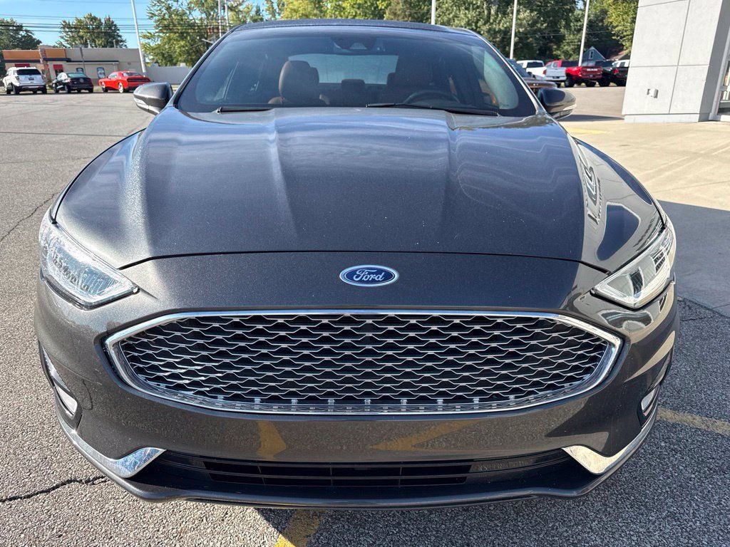 Used 2019 Ford Fusion Titanium FWD image 5