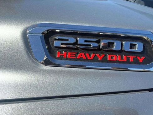 Used 2023 RAM 2500 Big Horn w/ Level 1 Equipment Group image 17