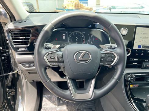 Certified 2025 Lexus NX 250 FWD w/ Accessory Package (Z1) image 13