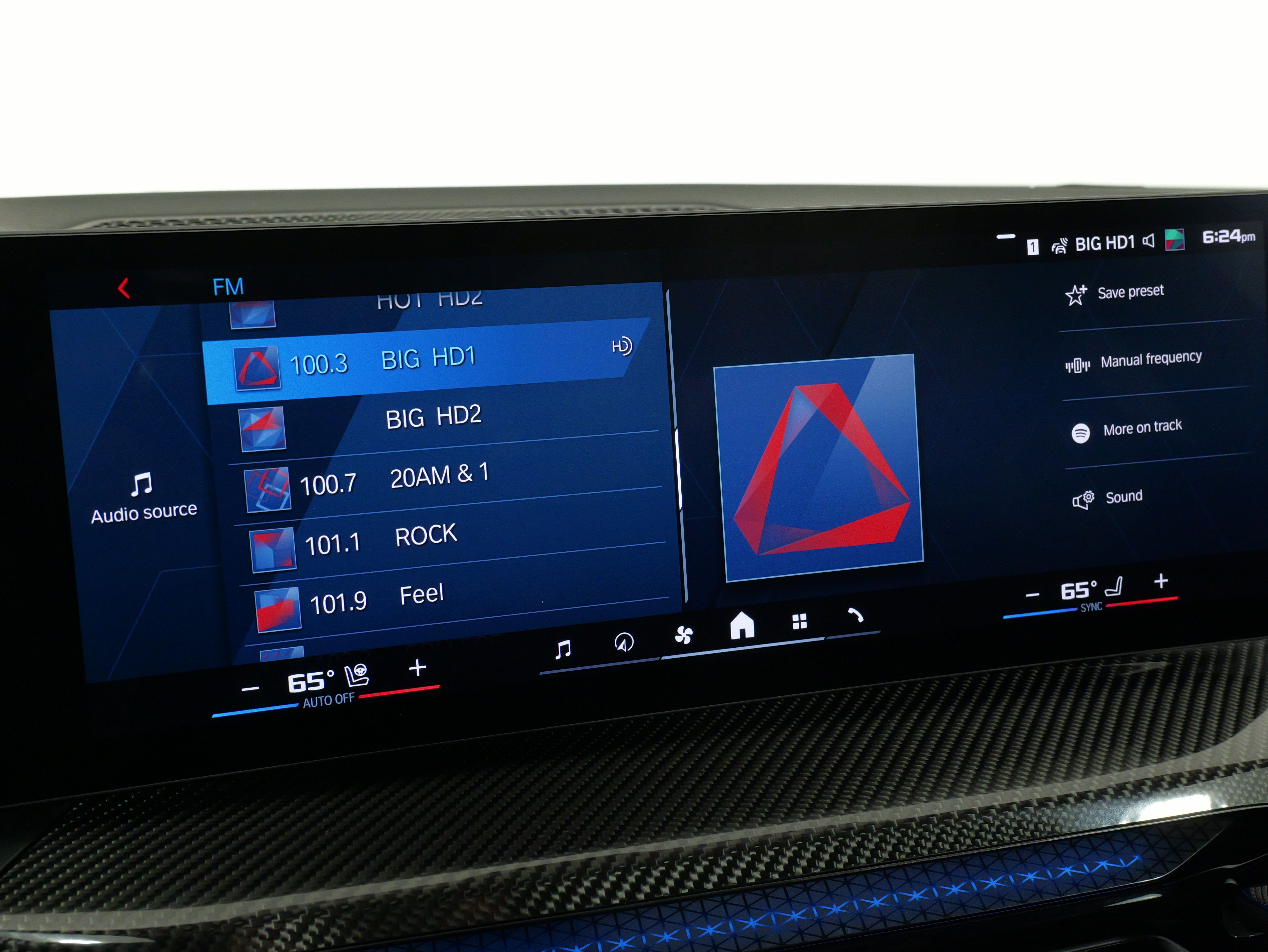 Used 2025 BMW M4 Coupe w/ M Carbon Exterior Package RWD image 57