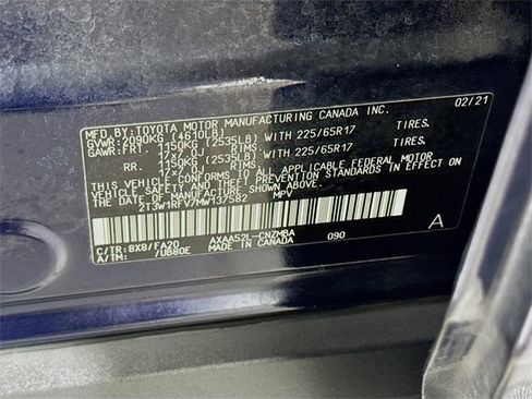 Certified 2021 Toyota RAV4 XLE image 30