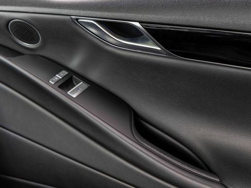 Used 2024 Genesis G80 2.5T image 16