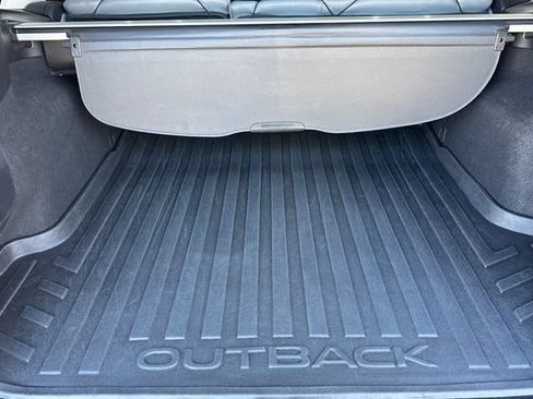Used 2019 Subaru Outback 2.5i Limited w/ Popular Package #2 AWD/4WD image 17