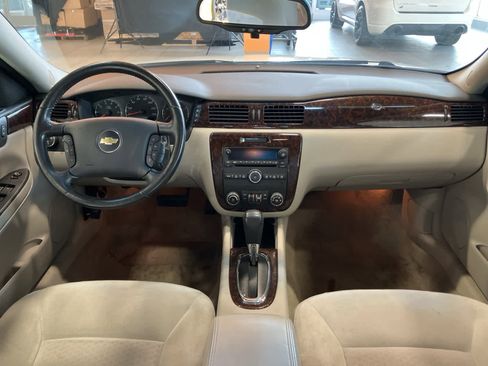 Used 2012 Chevrolet Impala LT w/ LT Sunroof Package image 22