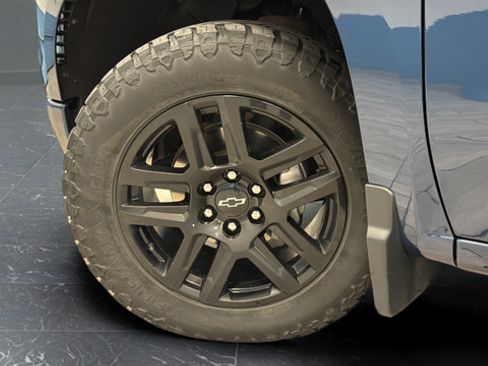 Used 2023 Chevrolet Silverado 1500 RST w/ Protection Package AWD/4WD image 38