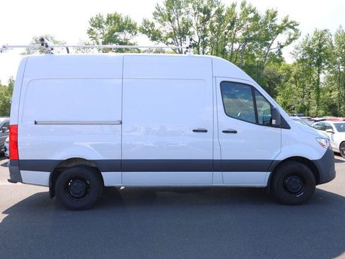 Used 2023 Mercedes-Benz Sprinter 2500 w/ Acoustic Package image 6