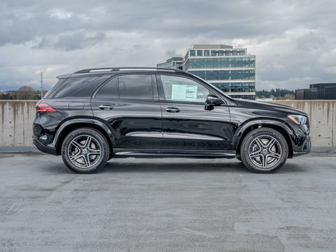 Certified 2026 Mercedes-Benz GLE 450 4MATIC image 6
