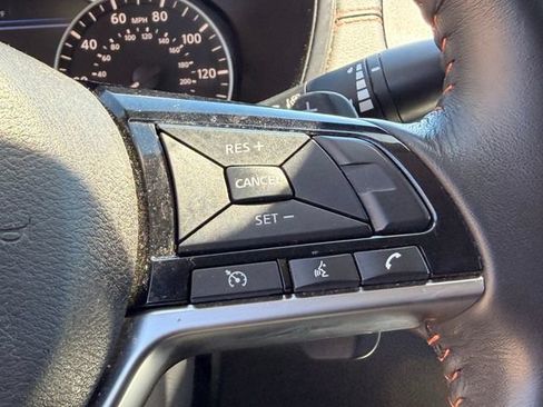 Used 2021 Nissan Altima 2.5 SR FWD image 14