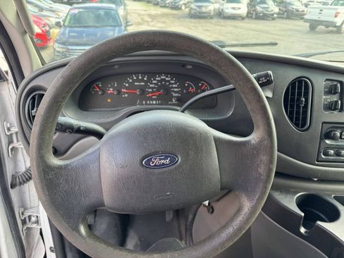 Used 2007 Ford E-250 and Econoline 250 Extended RWD image 17