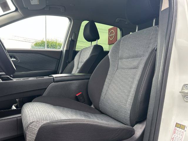 Certified 2023 Nissan Rogue SV AWD/4WD image 12