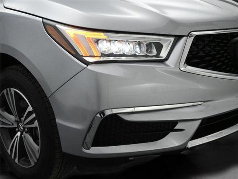 Used 2018 Acura MDX BASE image 15