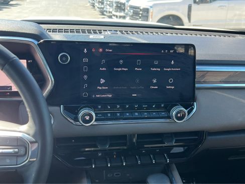 Used 2023 GMC Canyon Denali image 35